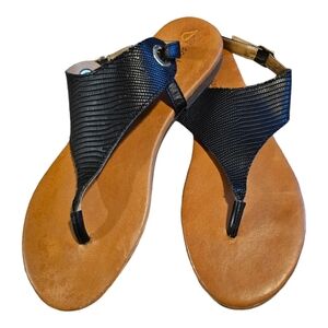 Sophia Milano Black Leather Flat Thong Sandals Size 10
